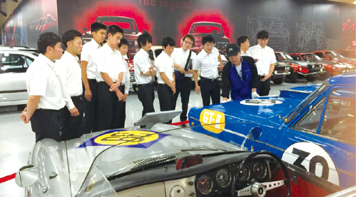 1年生国内研修(座間ヘリテージ、日産横浜工場の見学)